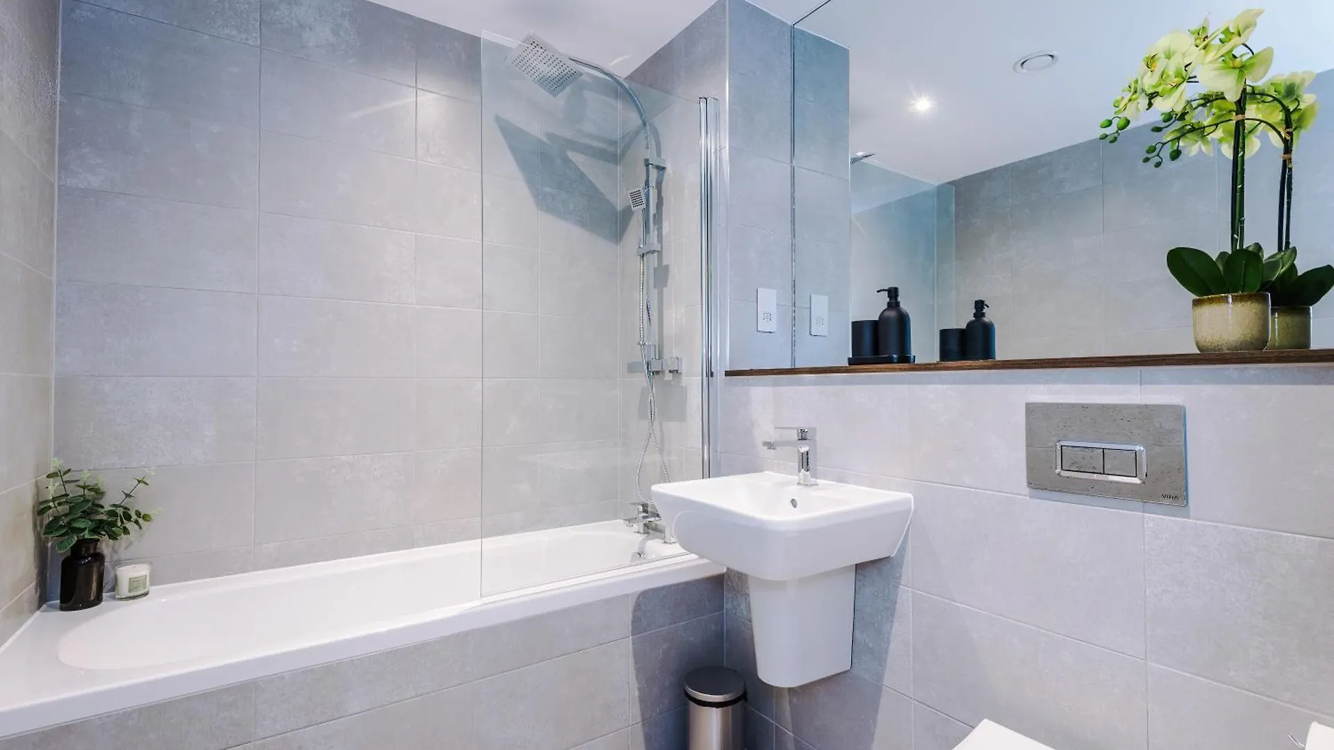 Leeds City Centre - !New! High Spec 2 Bedroom Apartment - Reduced Rates For Longer Stays Beeston Hill